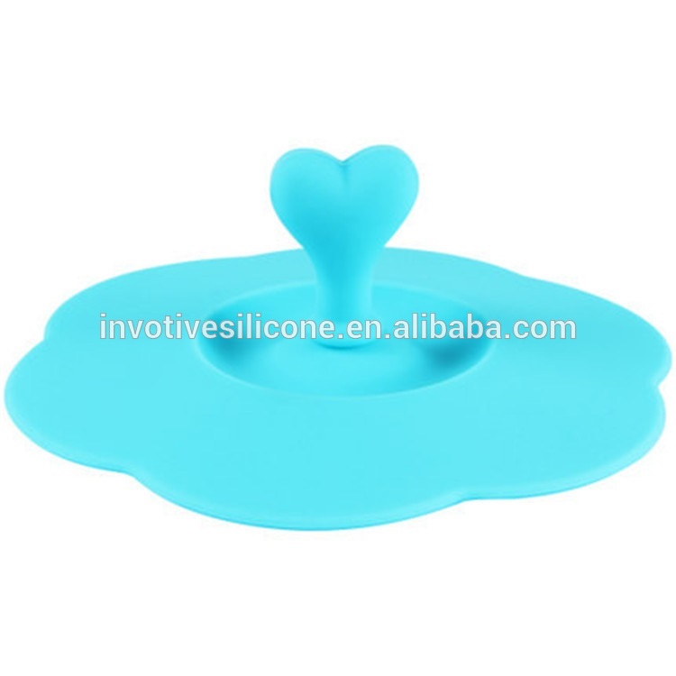 BSCI Factory Food Grade Promotional Gift Silicone Coffee Cup Cover lid with Heart Spoon Holder