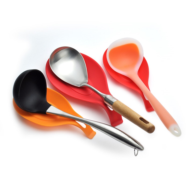 Invotive Wholesale silicone gadget suppliers for milk machine-1